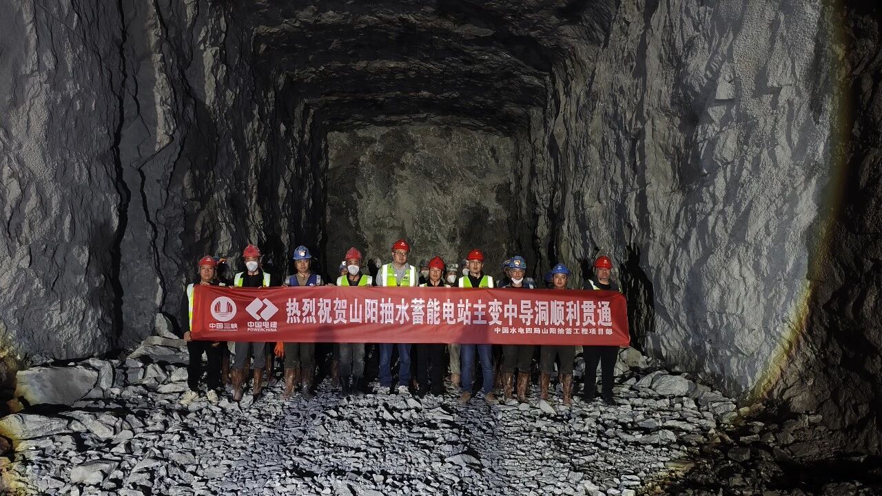 69a7f7ffca16de0882834574b1e61971.jpg 69a7f7ffca16de0882834574b1e61971.jpg